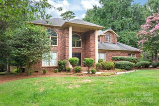 8600 Brownes Pond Lane, Charlotte, NC 28277