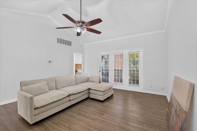 12660 Hillcrest Road 5204, Dallas, TX 75230