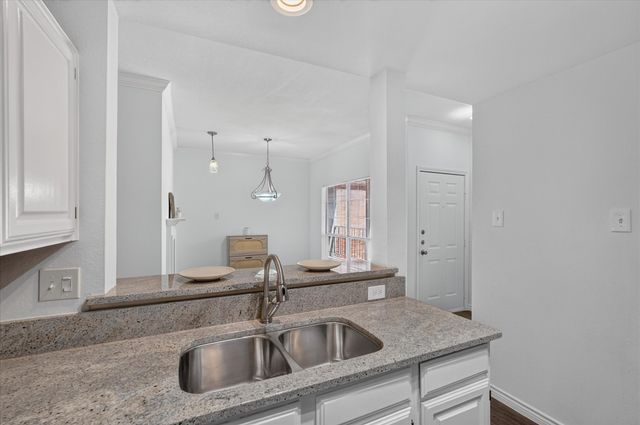 12660 Hillcrest Road 5204, Dallas, TX 75230