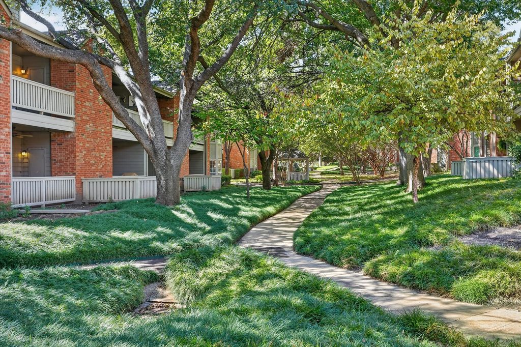 12660 Hillcrest Road 5204, Dallas, TX 75230