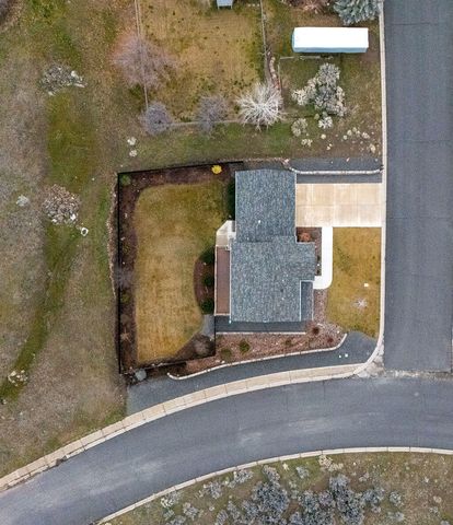 540 Crestdale Way, Klamath Falls, OR 97603