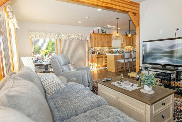 540 Crestdale Way, Klamath Falls, OR 97603