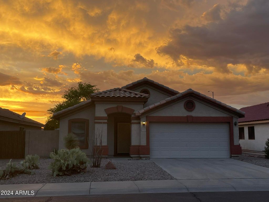 13564 W FARGO Drive, Surprise, AZ 85374