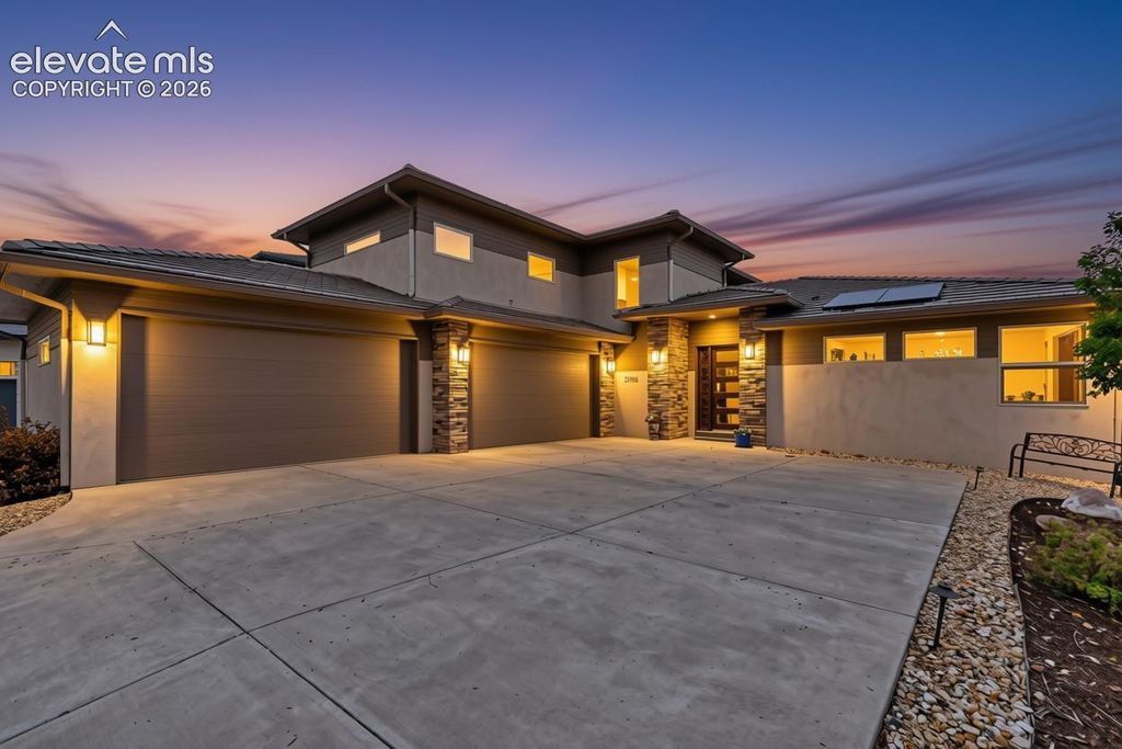 3096 Cathedral Park View, Colorado Springs, CO 80904
