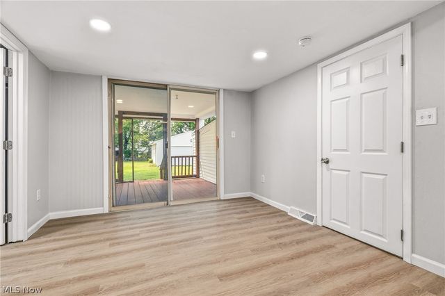 5502 Linn Road, Amherst, OH 44001