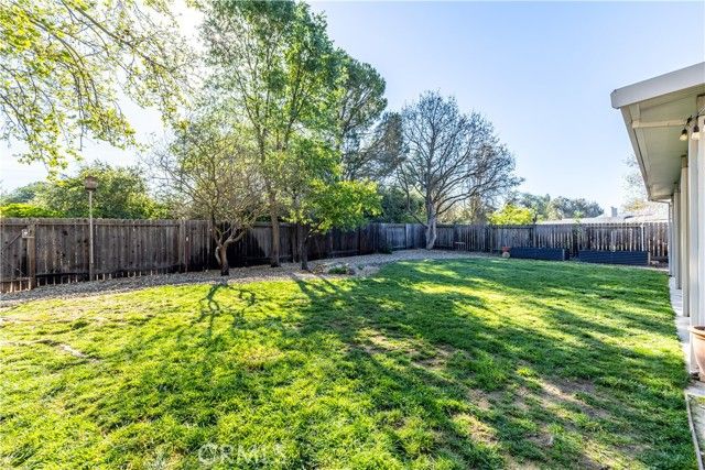 2466 Beechwood Drive, Paso Robles, CA 93446