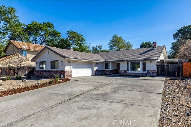 2466 Beechwood Drive, Paso Robles, CA 93446