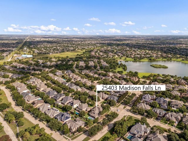 25403 Madison Falls Lane, Katy, TX 77494