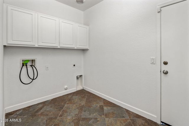5121 W BEVERLY Road, Laveen, AZ 85339