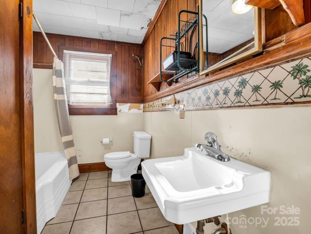 949 Cove Road, Rutherfordton, NC 28139