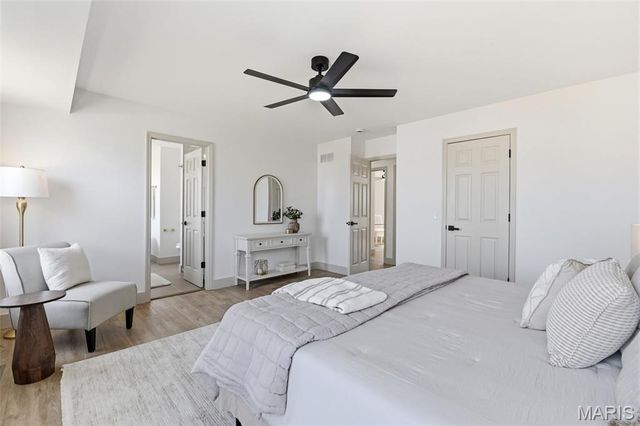 1048 Tower Park Drive, St Charles, MO 63304