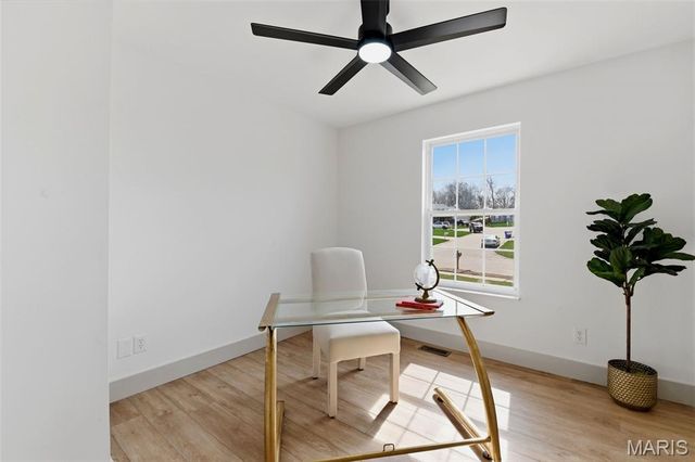 1048 Tower Park Drive, St Charles, MO 63304