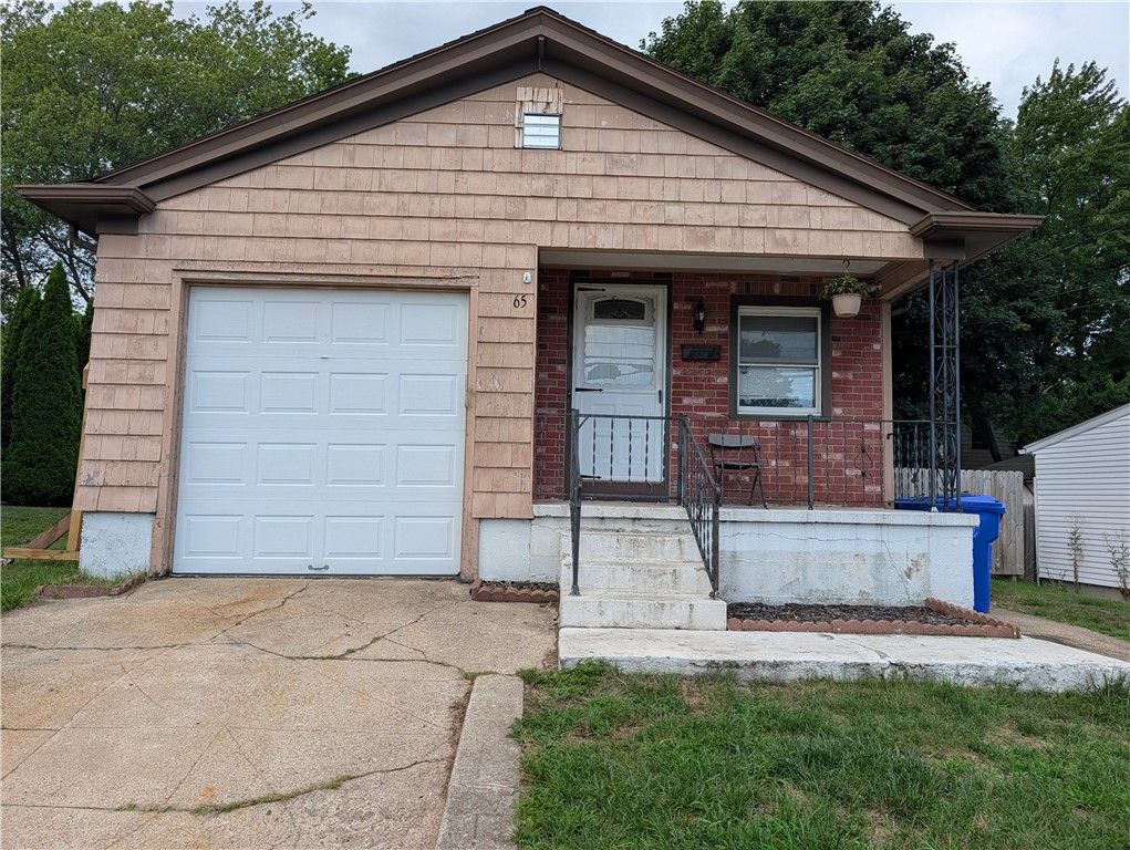 65 Curson Street, West Warwick, RI 02893