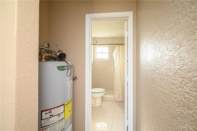 10553 N Mile 6 W, Weslaco, TX 78599