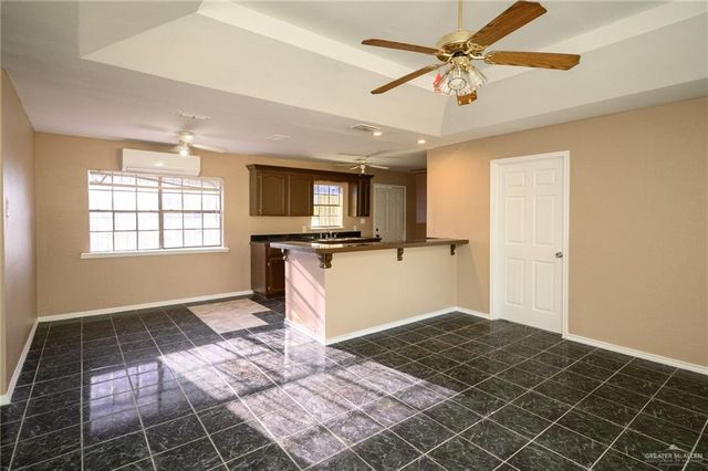 10553 N Mile 6 W, Weslaco, TX 78599