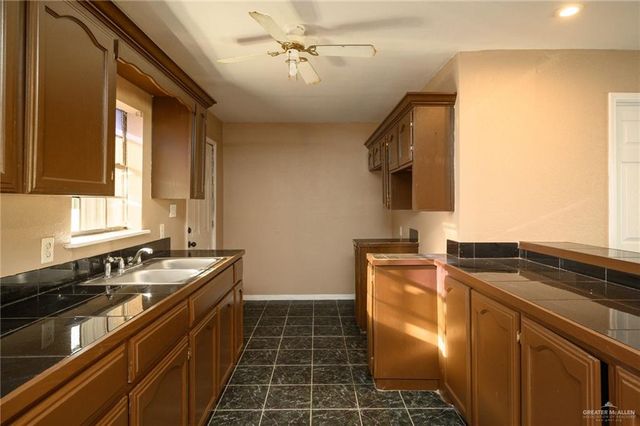 10553 N Mile 6 W, Weslaco, TX 78599