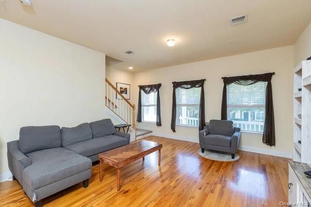 31 Barley Lane, Patchogue, NY 11772