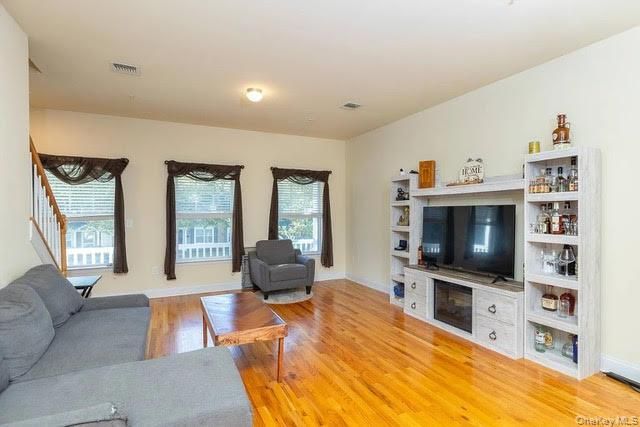 31 Barley Lane, Patchogue, NY 11772