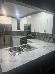 207 NW 32nd Court 106, Pompano Beach, FL 33064