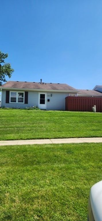 2006 Hastings Drive 2006, Hoffman Estates, IL 60169