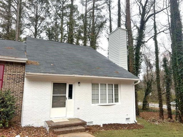 7075 Williamsburg Drive, Riverdale, GA 30274