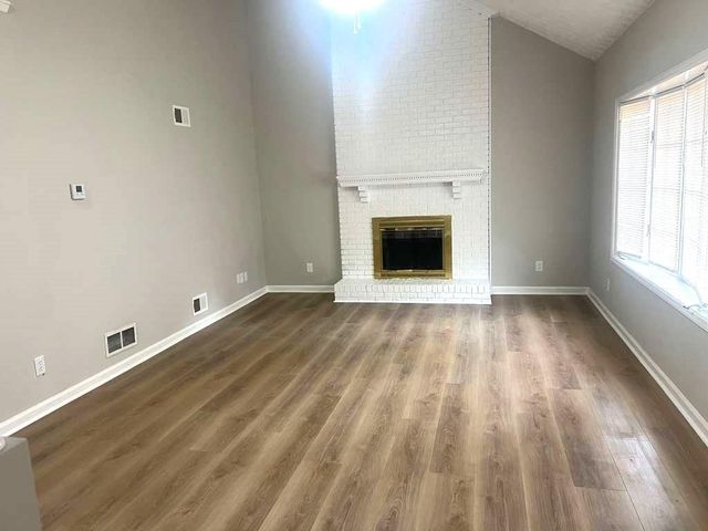 7075 Williamsburg Drive, Riverdale, GA 30274