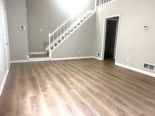 7075 Williamsburg Drive, Riverdale, GA 30274