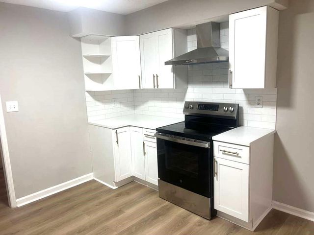 7075 Williamsburg Drive, Riverdale, GA 30274