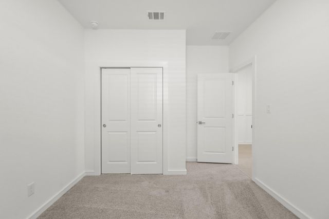 7711 Jade Crest Drive, Angleton, TX 77515