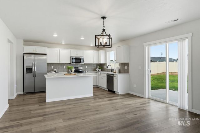 7608 E Limpkin Dr, Nampa, ID 83687