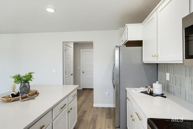 7608 E Limpkin Dr, Nampa, ID 83687