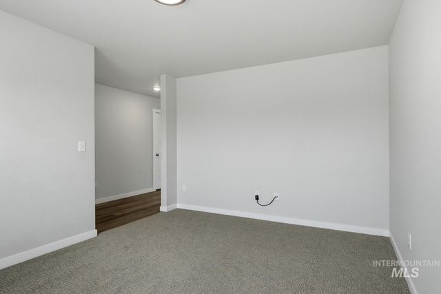 7608 E Limpkin Dr, Nampa, ID 83687