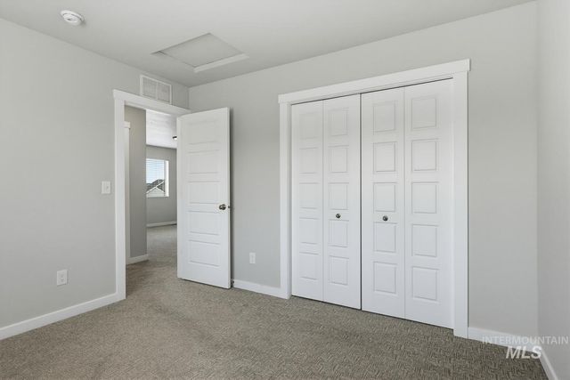 7608 E Limpkin Dr, Nampa, ID 83687