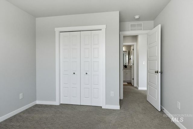 7608 E Limpkin Dr, Nampa, ID 83687