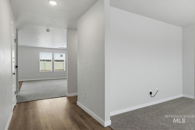 7608 E Limpkin Dr, Nampa, ID 83687
