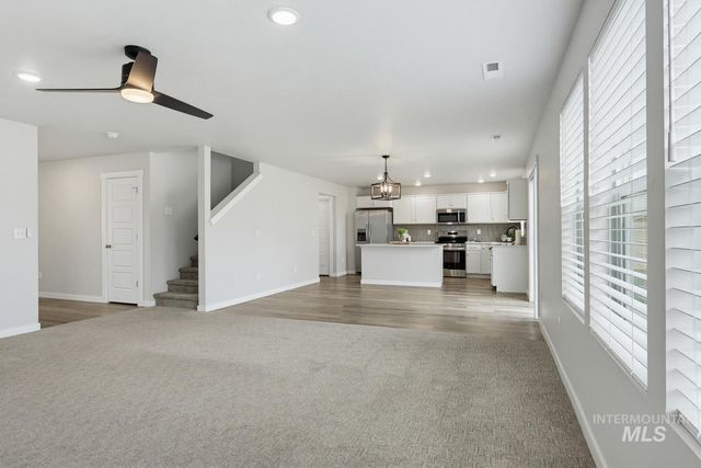 7608 E Limpkin Dr, Nampa, ID 83687