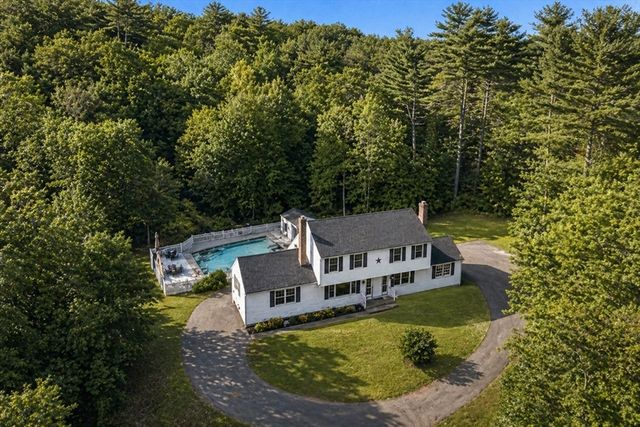 12 Pinecrest Road 12, Uxbridge, MA 01569