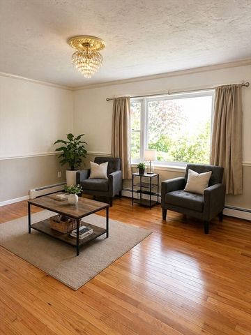 12 Pinecrest Road 12, Uxbridge, MA 01569