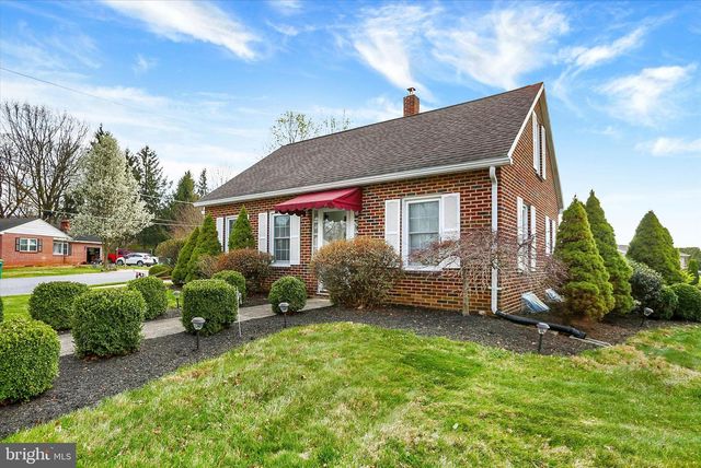 607 WOODLAND AVE, Mt Holly Springs, PA 17065