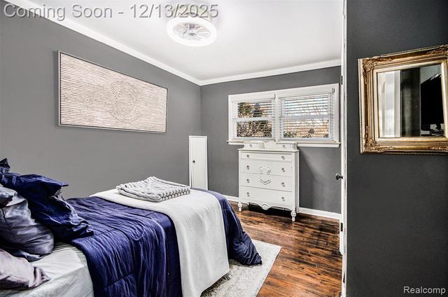 21820 Oconnor Street, Saint Clair Shores, MI 48080