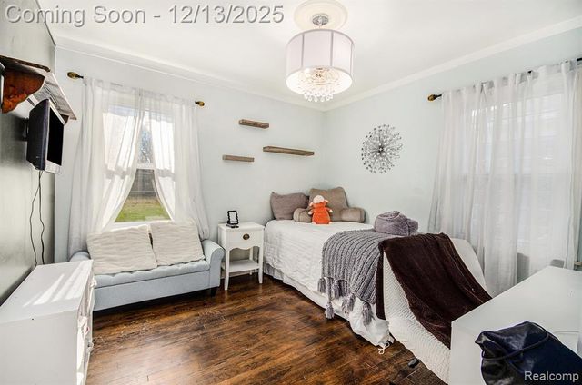 21820 Oconnor Street, Saint Clair Shores, MI 48080