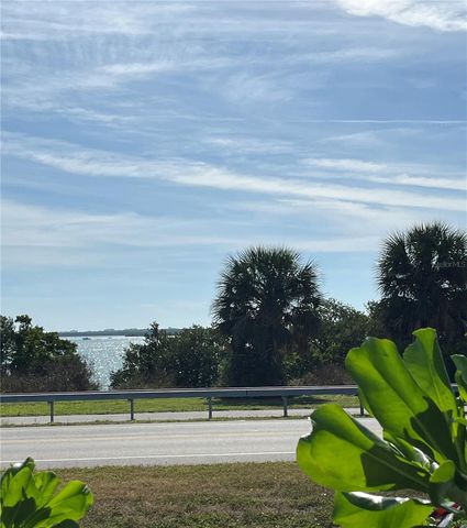 2 CAUSEWAY BOULEVARD 101, Dunedin, FL 34698