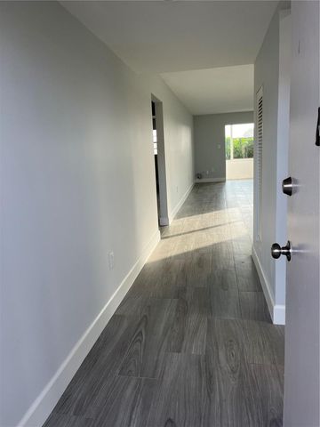 2 CAUSEWAY BOULEVARD 101, Dunedin, FL 34698