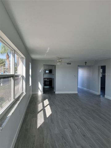 2 CAUSEWAY BOULEVARD 101, Dunedin, FL 34698