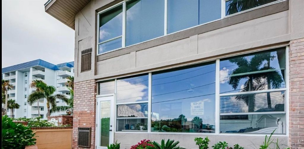 2 CAUSEWAY BOULEVARD 101, Dunedin, FL 34698