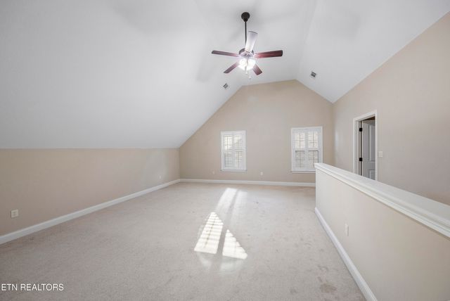 1205 Bishops View Lane, Knoxville, TN 37932