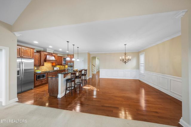 1205 Bishops View Lane, Knoxville, TN 37932