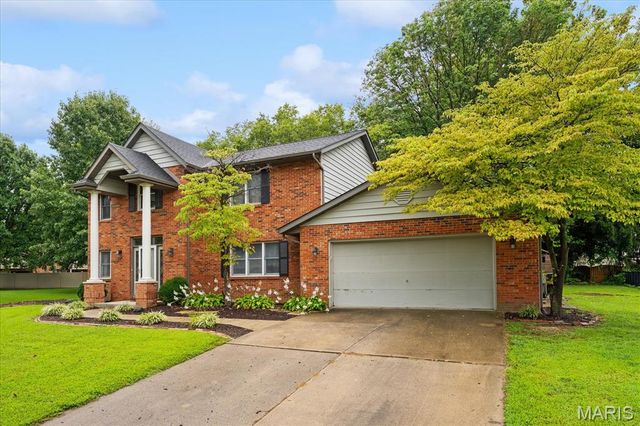 23 Barrett Court, Swansea, IL 62226