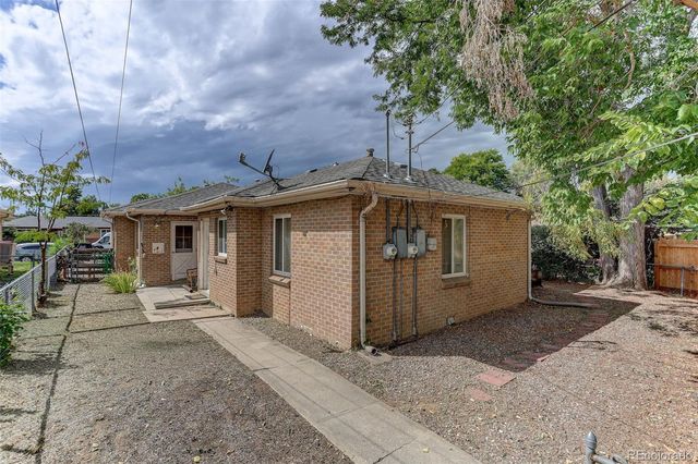 2314 Newport Street, Denver, CO 80207