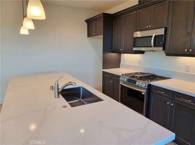 719 Manor Lane, Paso Robles, CA 93446